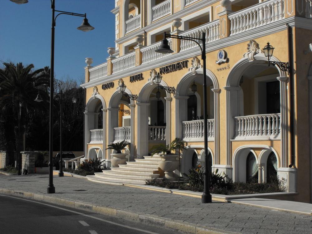 Grand Hotel President Olbia Exterior photo